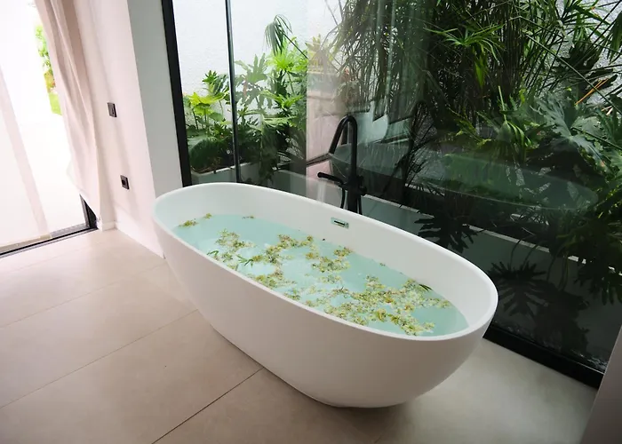 Ashta / Zen Βίλα Φετιγιέ